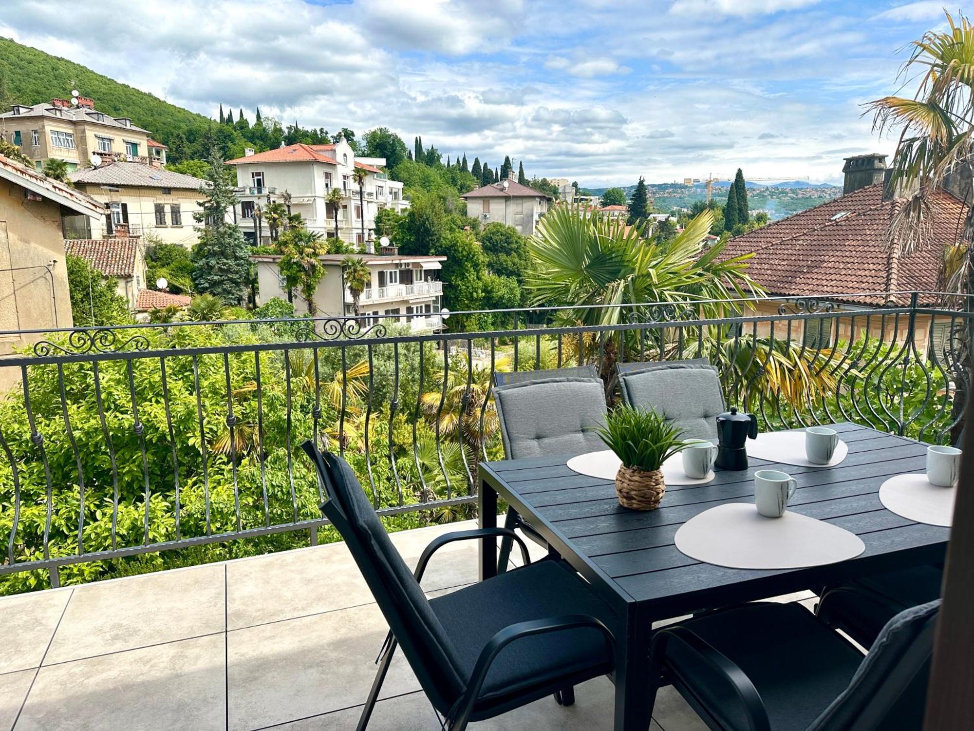 Apartments Villa Ida Abbázia Kültér fotó